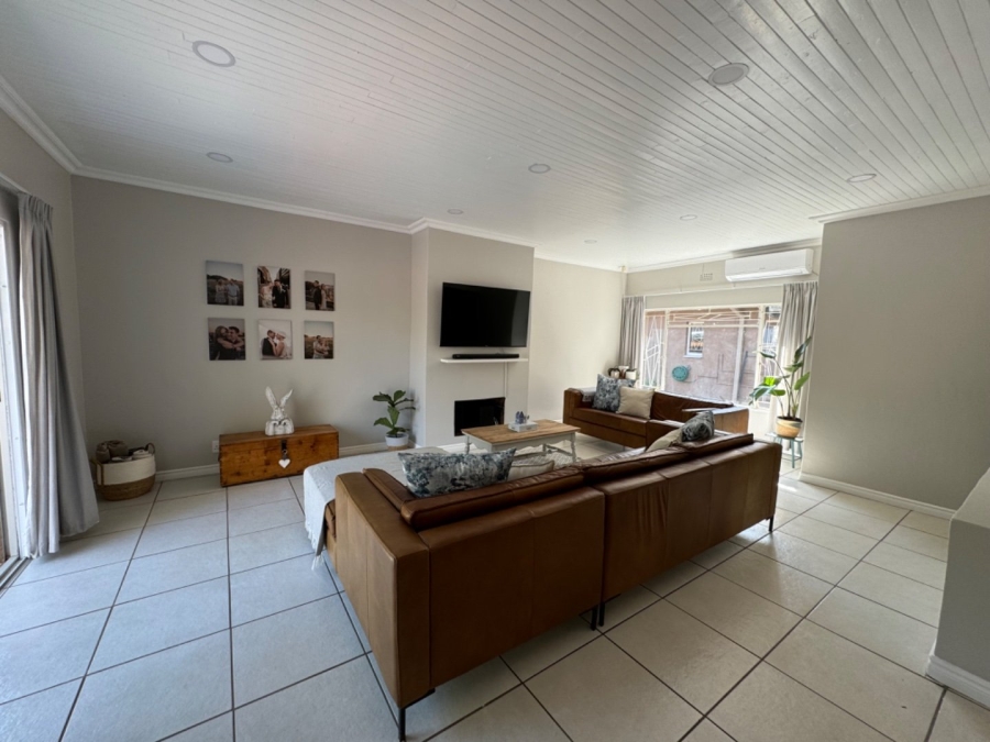  Bedroom Property for Sale in El Toro Park Northern Cape